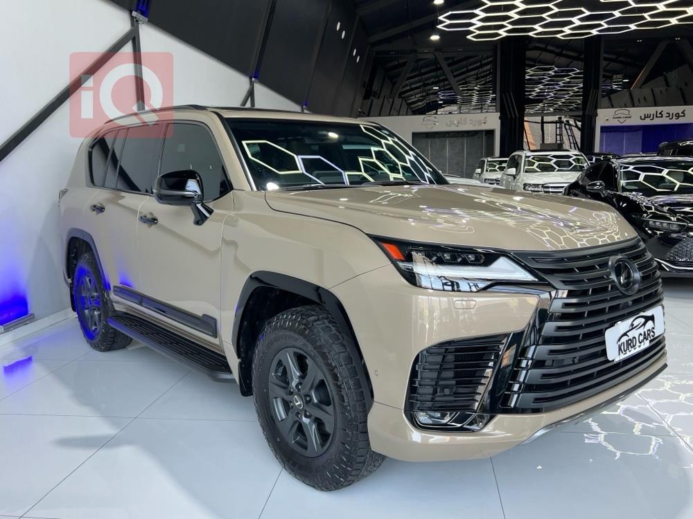 Lexus LX